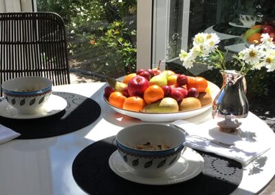 Treghan Owner's Cottage breakfast table