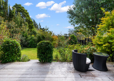 Owners Cottage (annex) private deck and garden