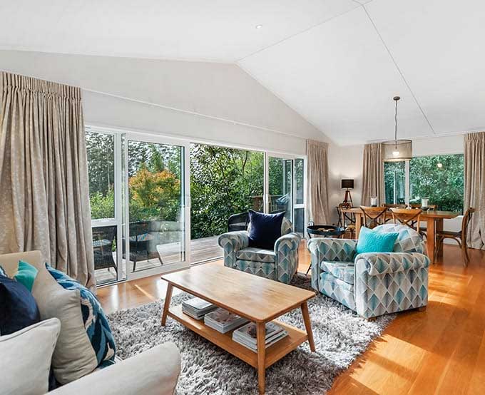 Bright and private Treghan Lodge guesthouse, ideal for long weekends and extended retreats in the Bay of Islands.