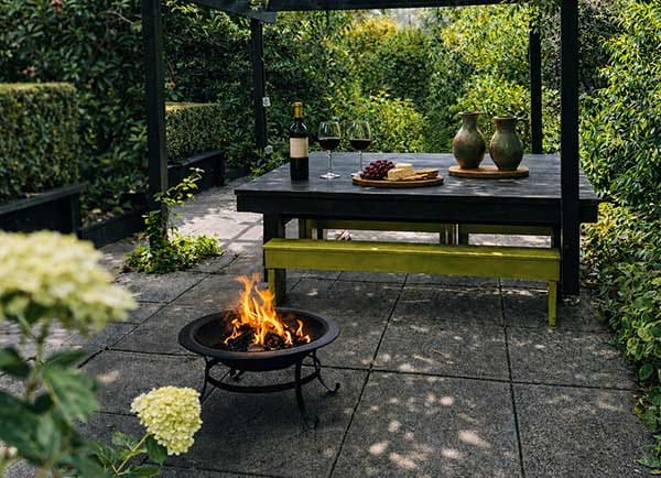 Relaxed evening with wine and a gourmet platter beside the firepit at Treghan Lodge in Kerikeri, Bay of Islands Relaxed evening with wine and a gourmet platter beside the firepit at Treghan Lodge in Kerikeri, Bay of Islands
