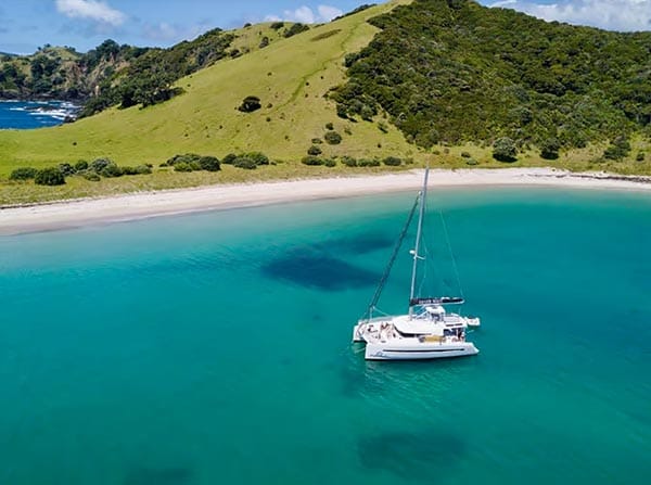 Private yacht charter exploring the Bay of Islands coastline Private yacht charter exploring the Bay of Islands coastline